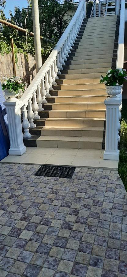 Аппартаменты С Балконом Apartment Odesa Exterior foto