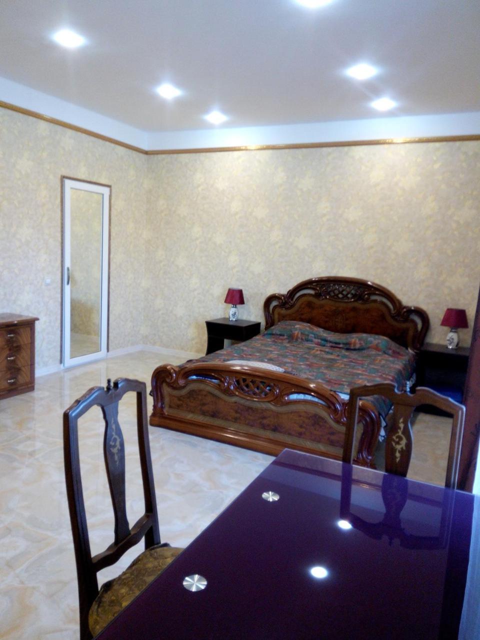 Аппартаменты С Балконом Apartment Odesa Exterior foto