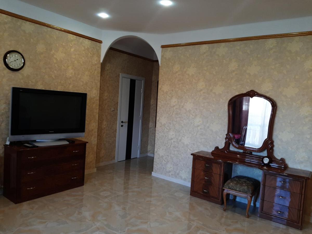 Аппартаменты С Балконом Apartment Odesa Exterior foto