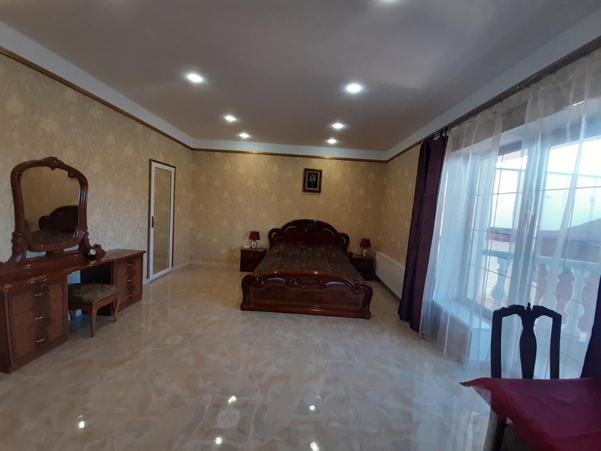 Аппартаменты С Балконом Apartment Odesa Exterior foto
