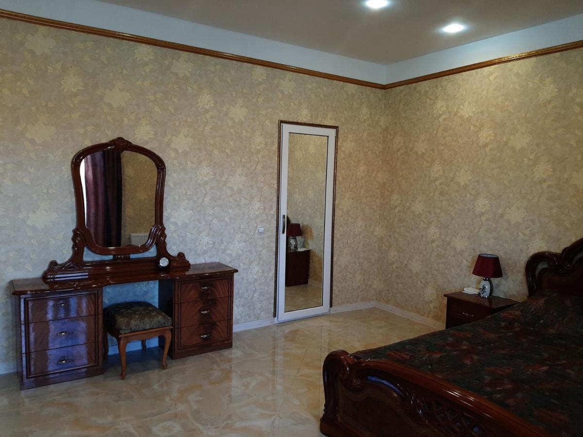 Аппартаменты С Балконом Apartment Odesa Exterior foto